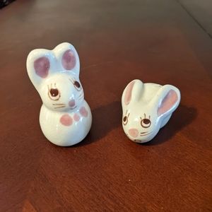 Vintage bunny figurines